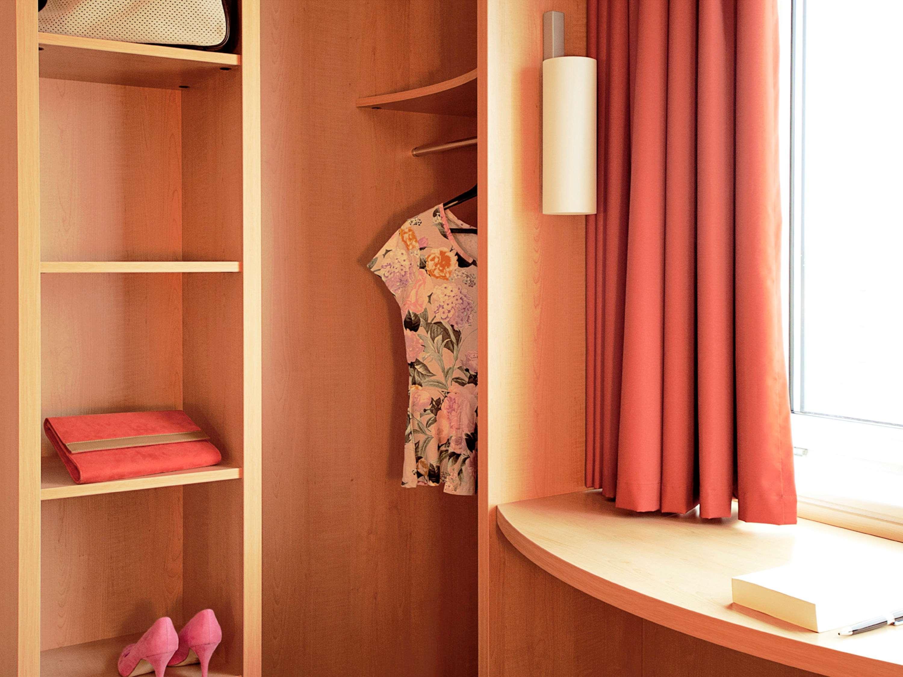 Ibis Liege Seraing Бонселе Экстерьер фото