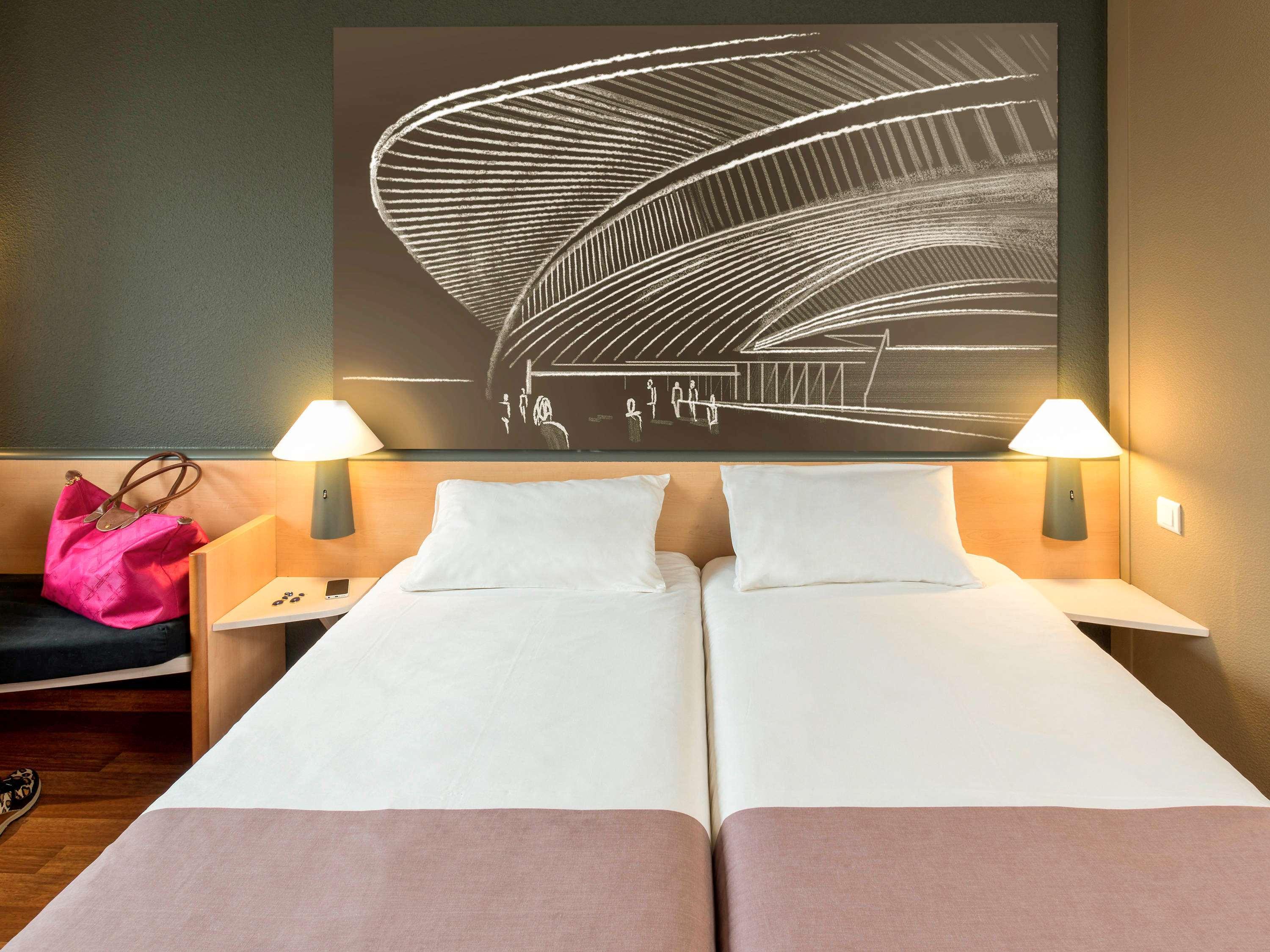 Ibis Liege Seraing Бонселе Экстерьер фото