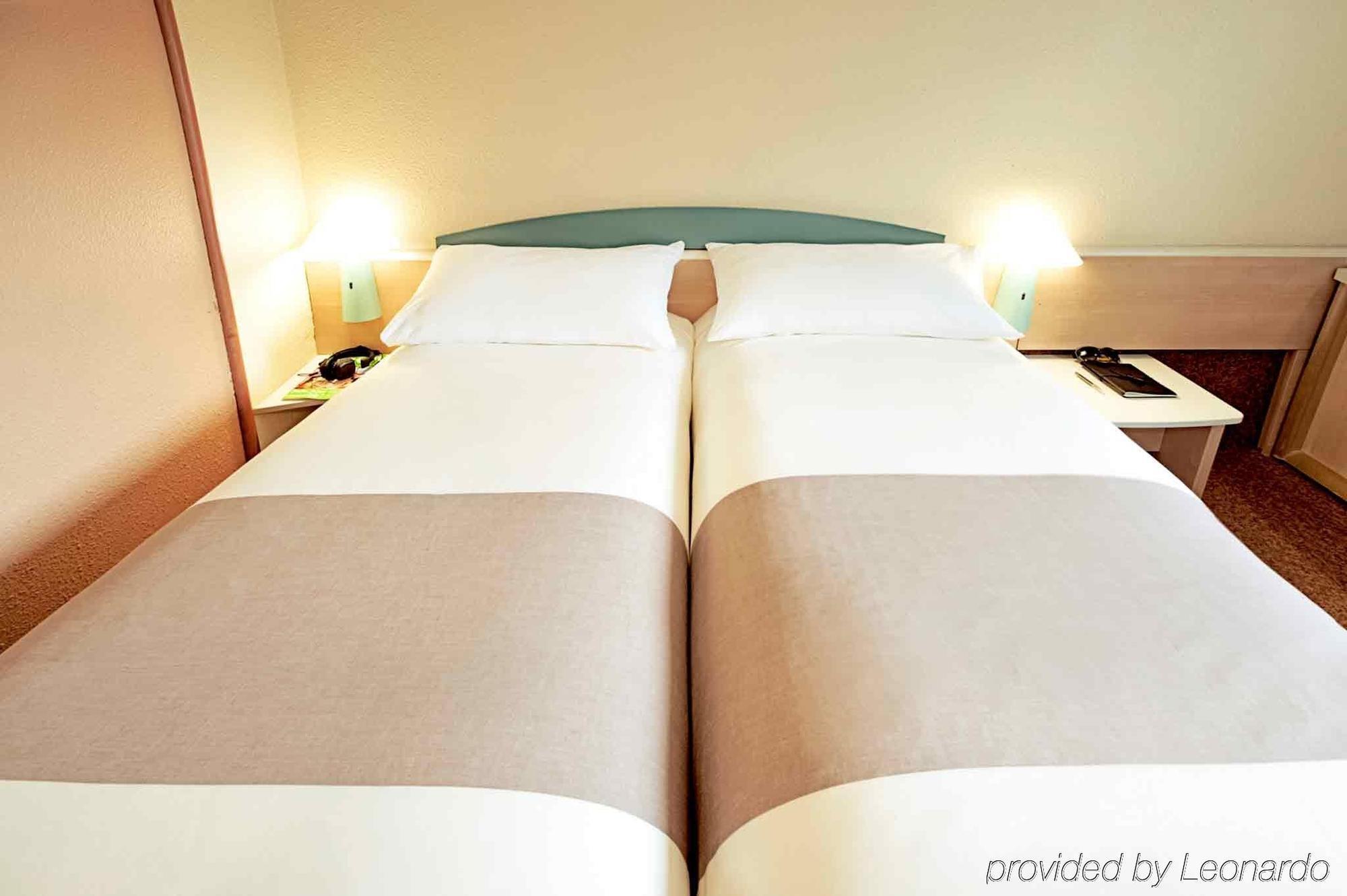 Ibis Liege Seraing Бонселе Экстерьер фото
